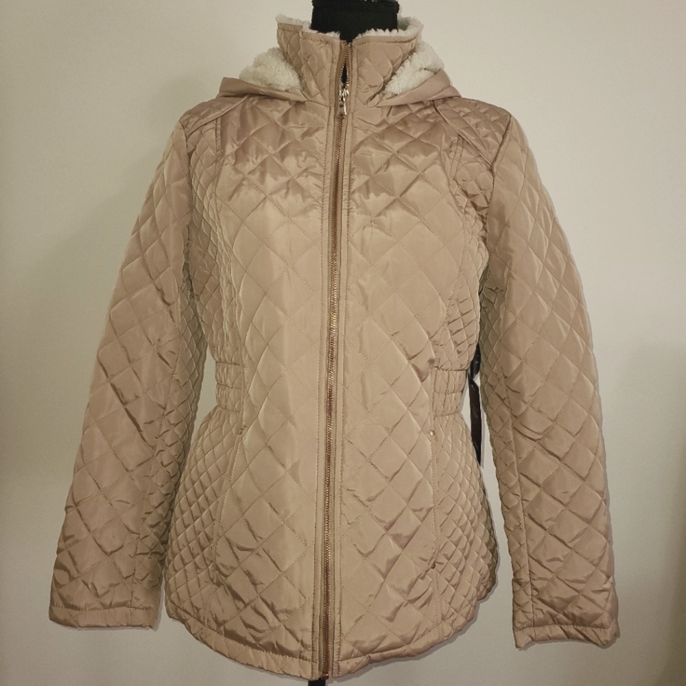 Cisono Hooded Quited Zippered Jacket w/ cinched waist